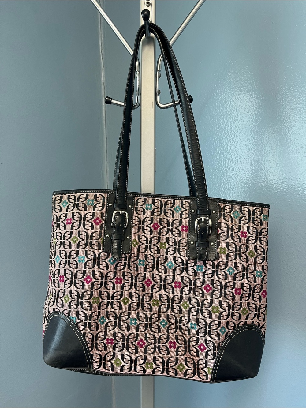 Fossil Pink Multicolor Logo Pattern Tote with Black Leather Trim